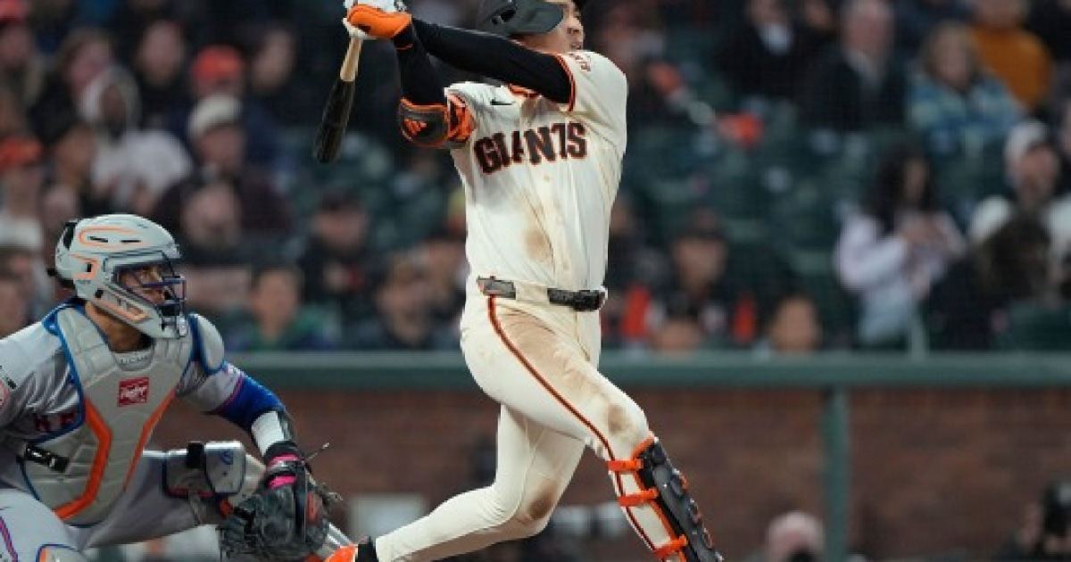 이정후, 5경기 연속 출루·타점·득점 기여...안타 없어 타율 0.174로 '뚝'