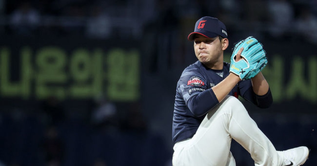 1아웃을 못 잡아서…151km 희망을 던졌는데, 승리의 신은 왜 김진욱을 외면하나
