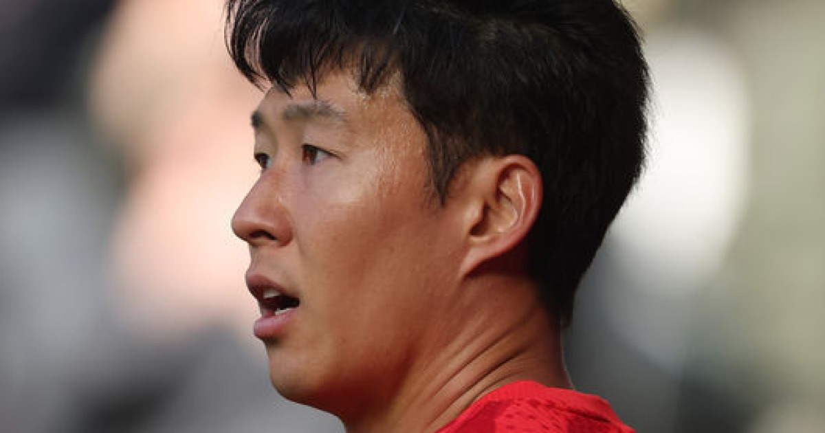 “손흥민 침묵한 이유 나왔다”…홍명보식 백스리, 에이스 ‘원톱 고립’으로 죽였다