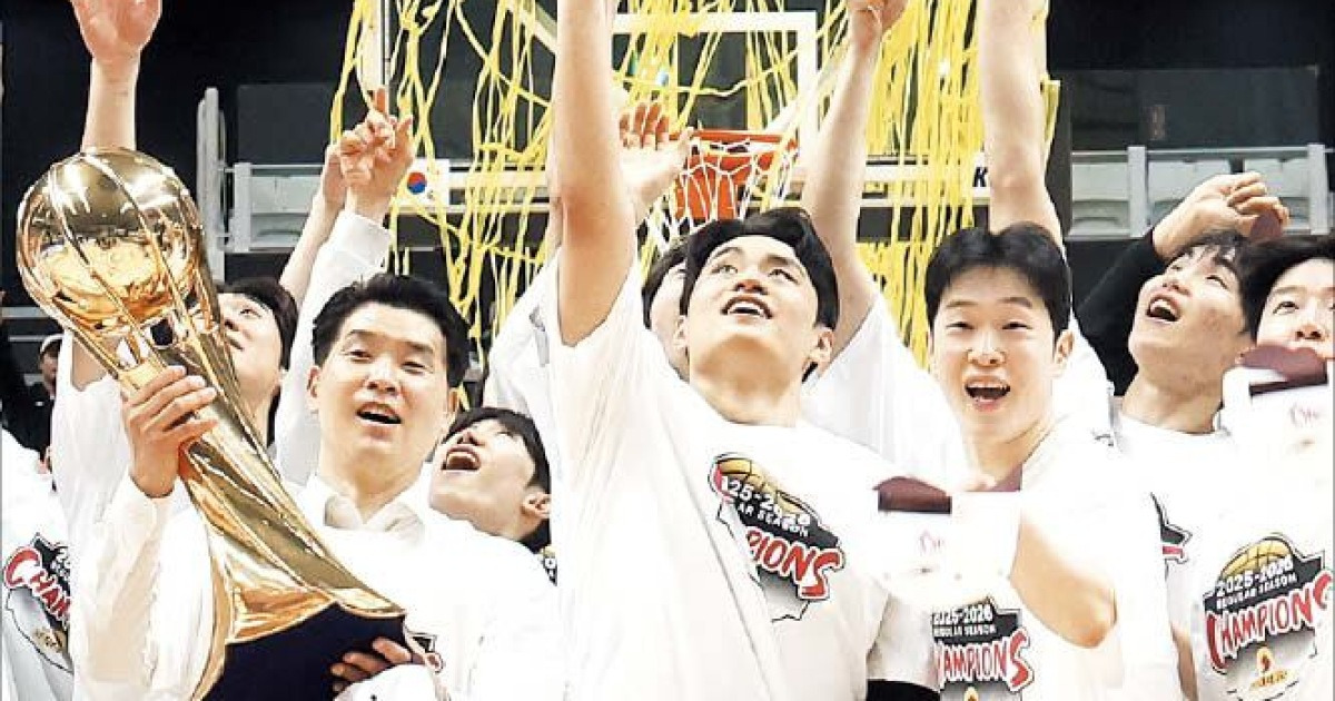 창원 LG, 12년 만에 농구 정규리그 정상