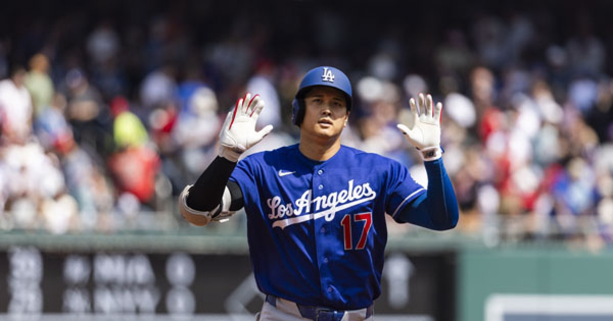 “일어나세요, 용사여” 오타니, 마침내 터졌다...시즌 첫 홈런 폭발, 다저스도 대승