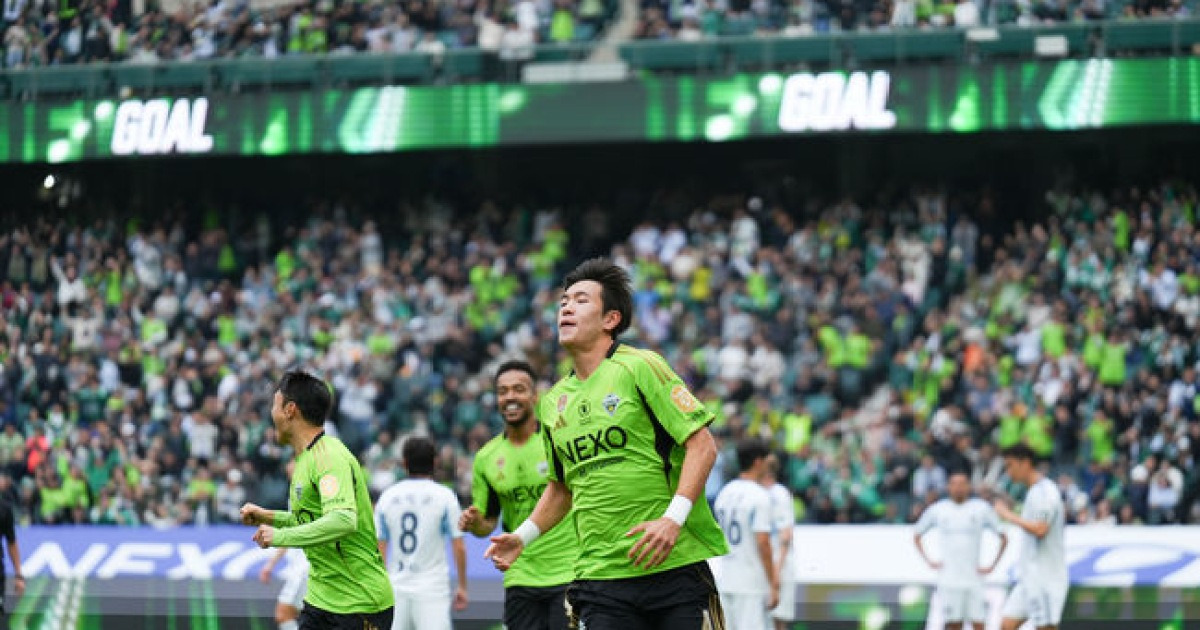 '조위제 머리로 쾅!-이승우 종횡무진 득점포' 전북, '100번째 현대가 더비' 울산 2-0 꺾고 3연승-2위 점프[오!쎈현장]