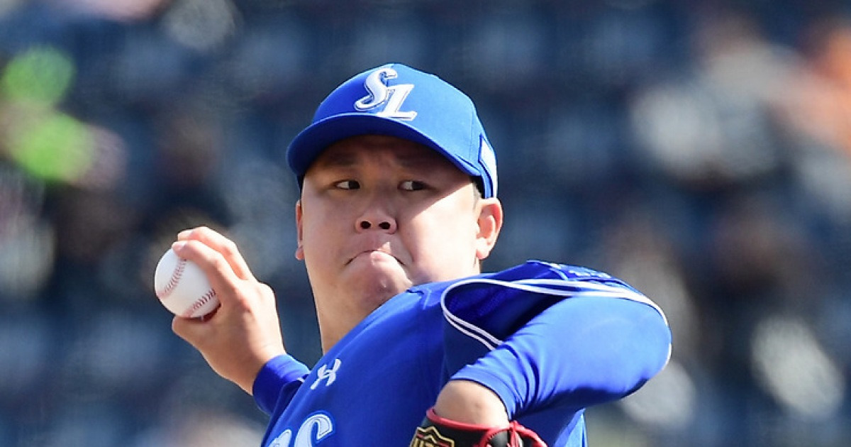 8푼3리 실화? 미야지도, 배찬승도 아니다...불펜 에이스는 6억 FA, 계약 안했으면 어쩔 뻔?