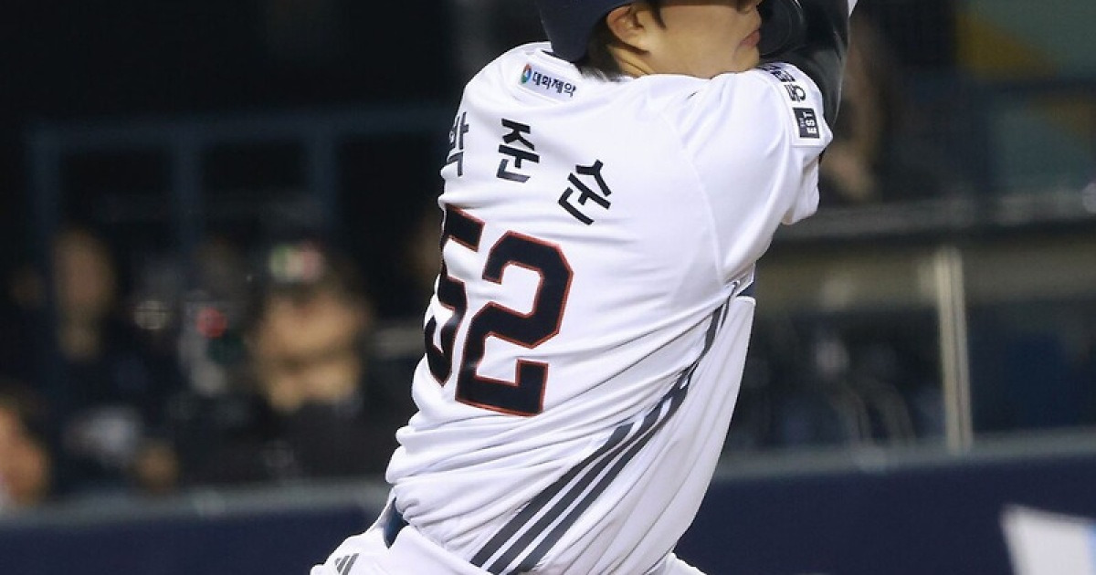 정수빈 슈퍼캐치→박준순 속죄의 결승포… 두산, 황준서 호투 물거품 만들며 한화에 설욕전 [잠실 게임노트]