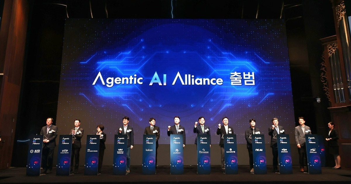 [AI위클리] 도구 넘어 '주체'로…생성형 이어 '에이전틱 AI' 시대