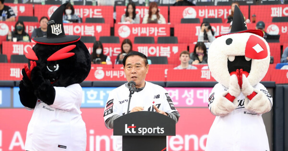 수원특례시의회, kt 위즈·수원FC위민 홈 개막전 참석...시즌 시작 시민과 함께