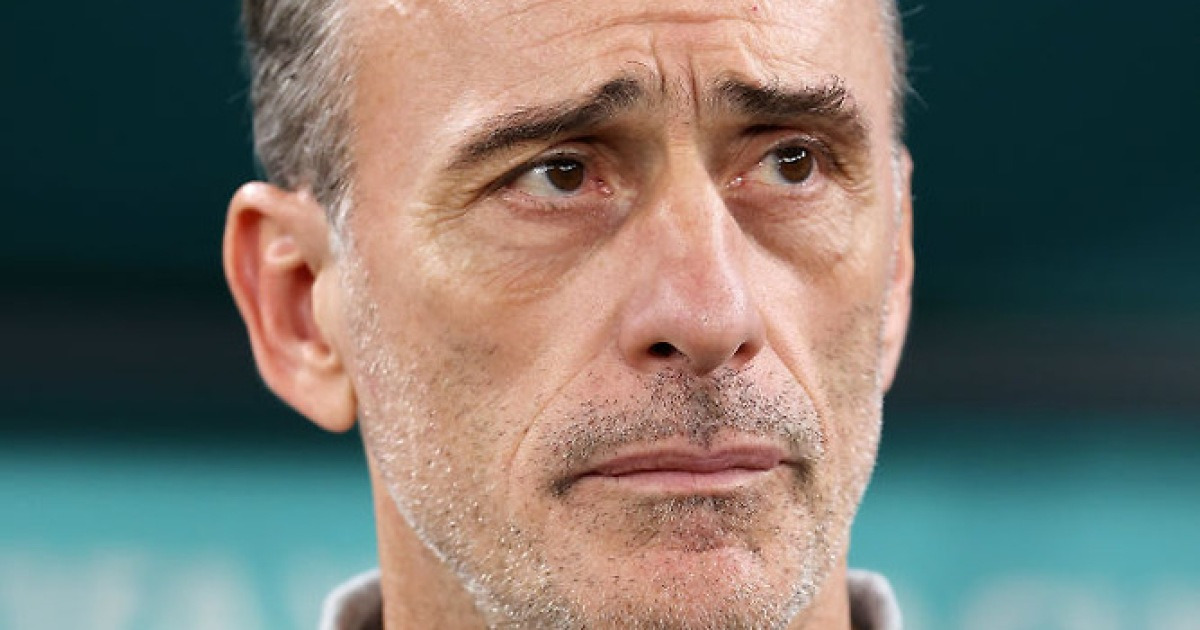 대반전! '韓 16강 주역' 벤투, 월드컵 이끈다…홍명보 감독에게 패한 뒤 경질된 가나 감독 후임으로 '급부상'→"직접 관심 표해"