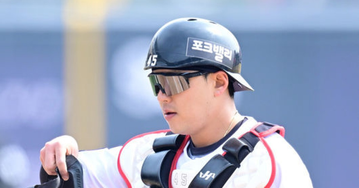 KIA가 외면한 ‘이 선수’, 왜 타율 5푼에도 극찬 받나…36세 포수 타격 부활+도루 억제까지 “박해민 정도는 돼야 뛴다”