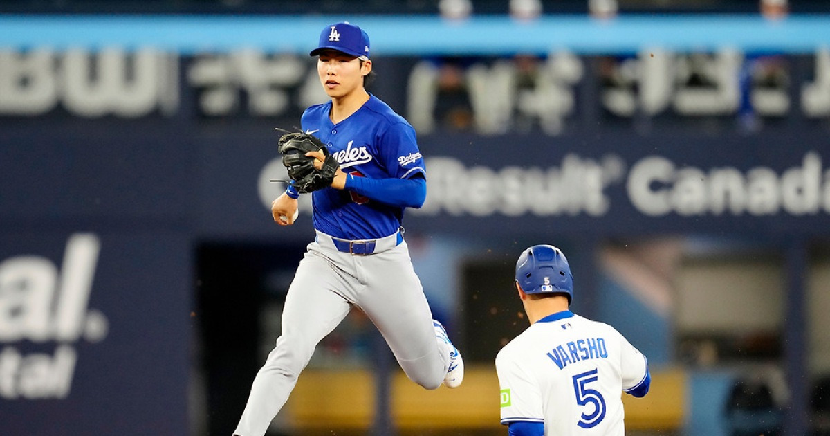 “공수주 모두 인상적, 왜 안쓰나” 다저스 팬 뿔났다···김혜성, 첫 선발 출전 4타수2안타+호수비 ‘펄펄’