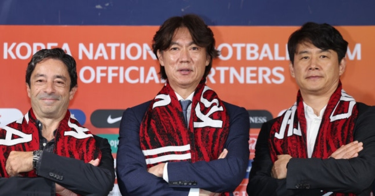 '홍명보 감독 바지 사장 논란 기사' Erro 404 떴다...현지 매체 결국 삭제 조치 엔딩