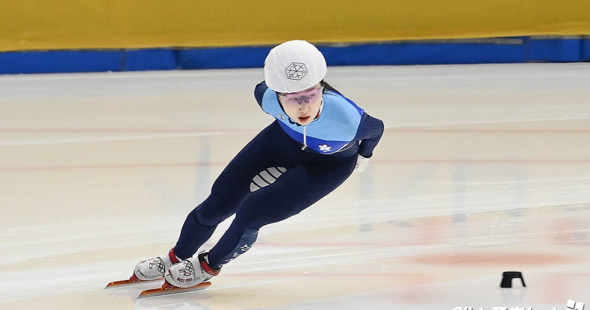 '올림픽 은퇴 선언' 최민정, 국가대표 1차 선발전 女 1500m 3위…초신성 김민지 '우승'+35세 노아름 준우승