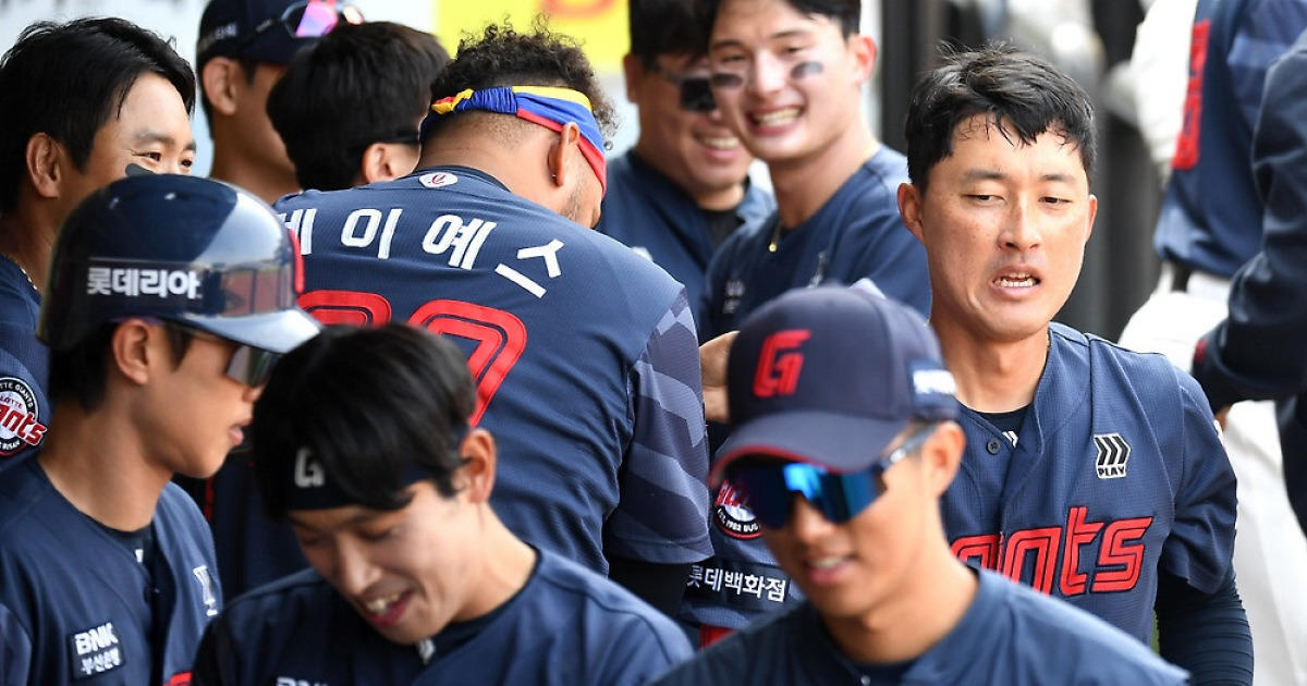 7연패 롯데, 라인업 대수술! → 노진혁 유강남 한태양이 사라졌다 [부산 현장]