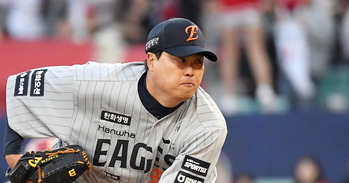 10K 전율의 피칭, 그런데 한화는 왜 곧바로 류현진 1군 말소시켰나 [인천 현장]