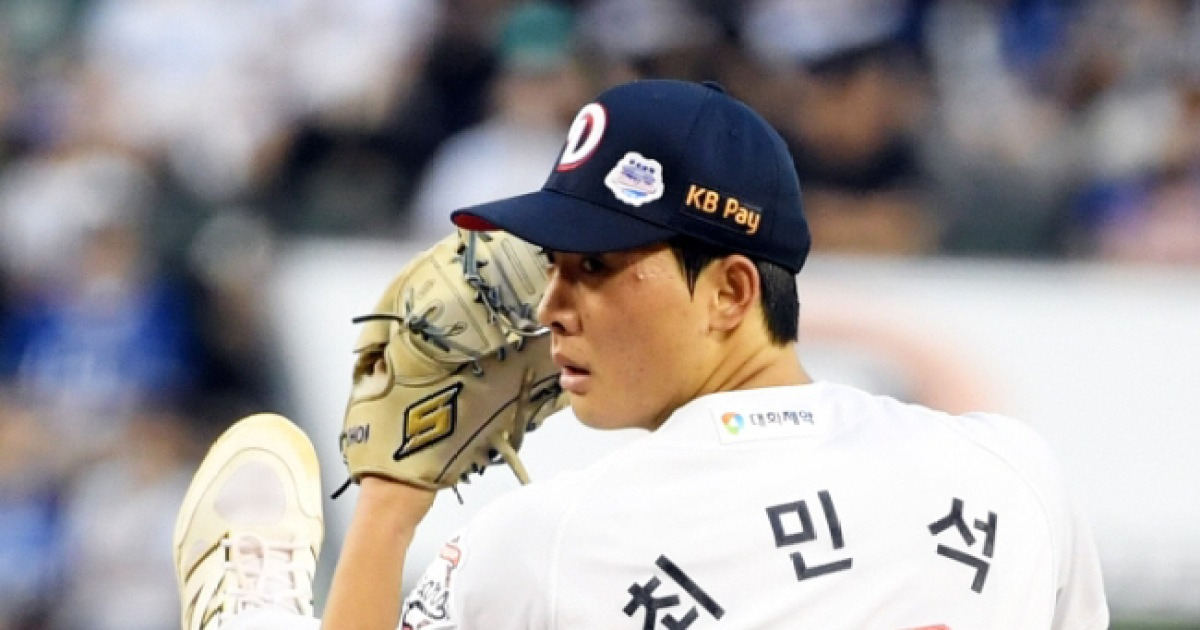 '2년 차' 피칭에 잠실이 열광했다…확실한 선발 한 명 발견했으니
