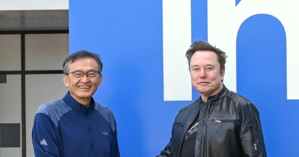 인텔, 머스크 AI 반도체 기지 '테라팹' 합류…초대형 칩 동맹 가속