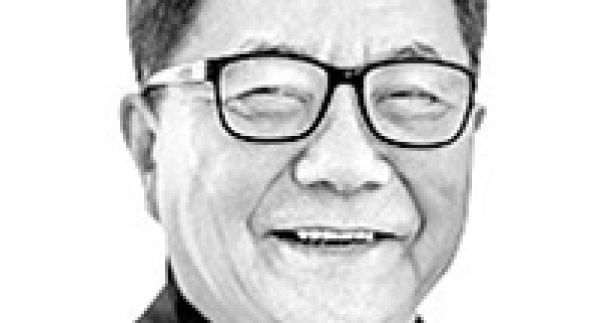 [정과리의 AI와 함께하는 인문여행] 인간은 사실 의식을 가진 AI이다