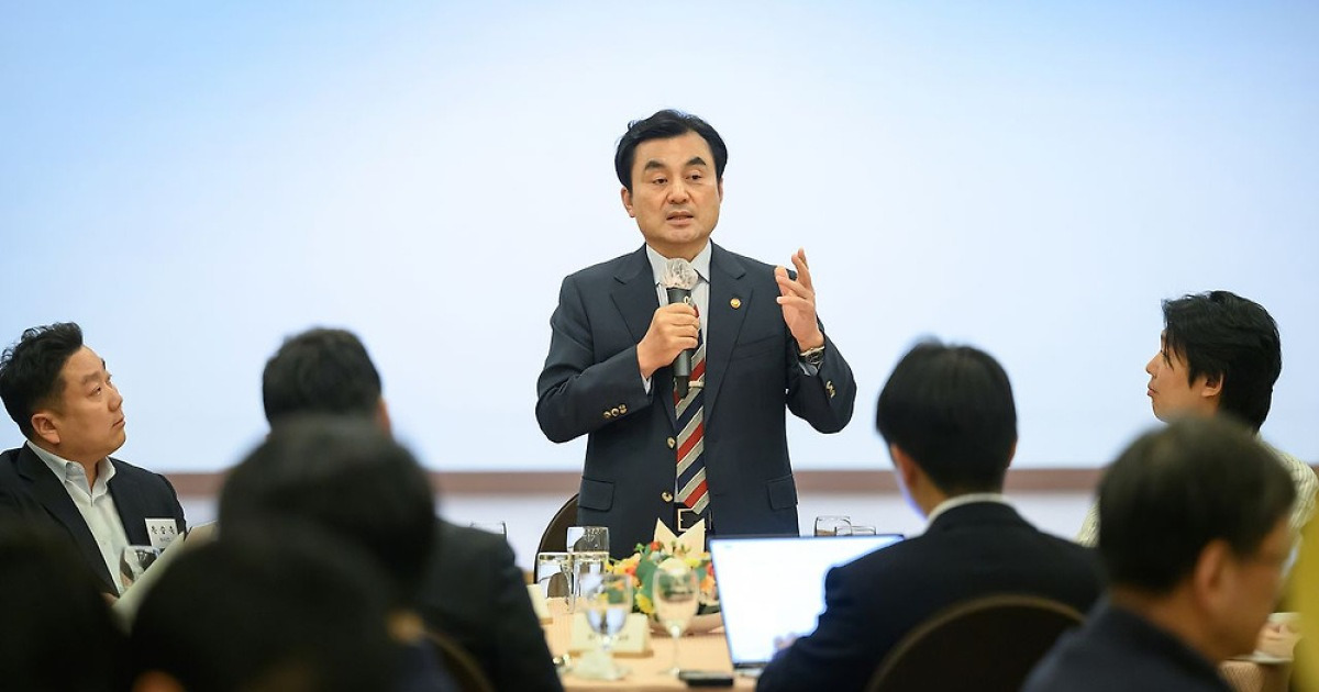 안규백 “최전방 경계, 병력 6000명만 남기고 AI에 맡길 것”