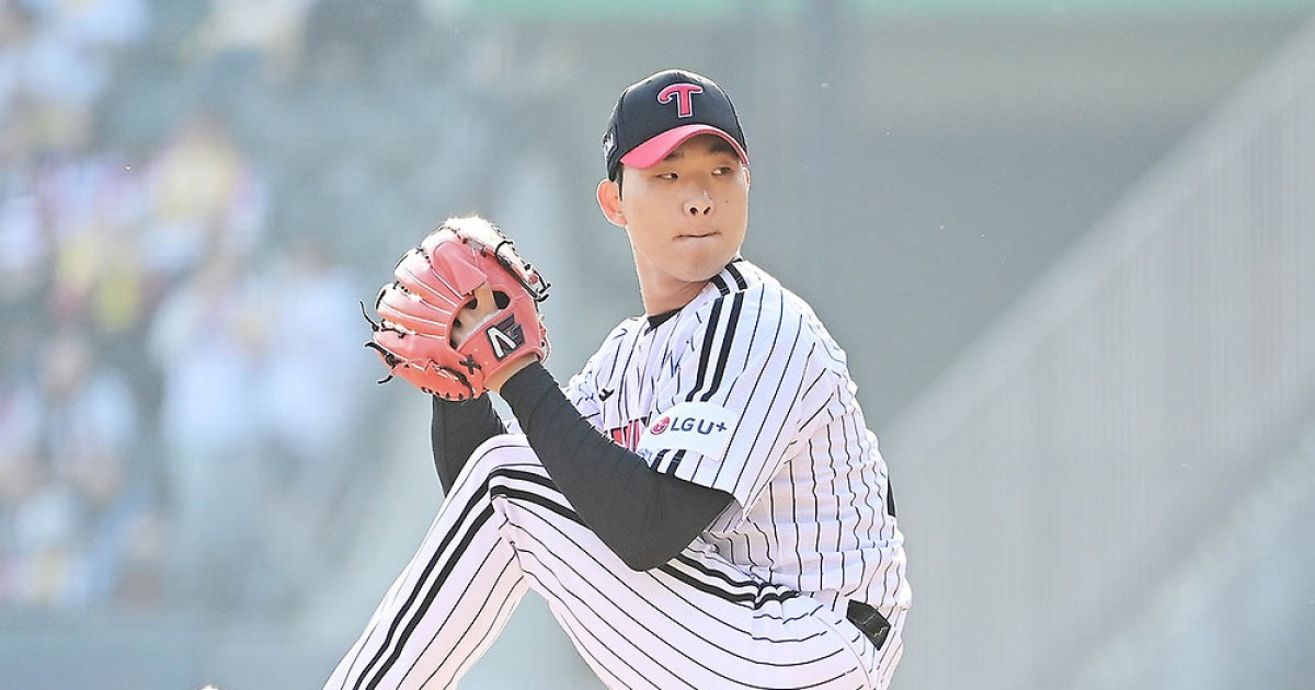 '4G 연속 홀드+5G 연속 무실점' 우강훈, LG 불펜 핵심 위력 또 뽐냈다…홀드왕 경쟁 시작