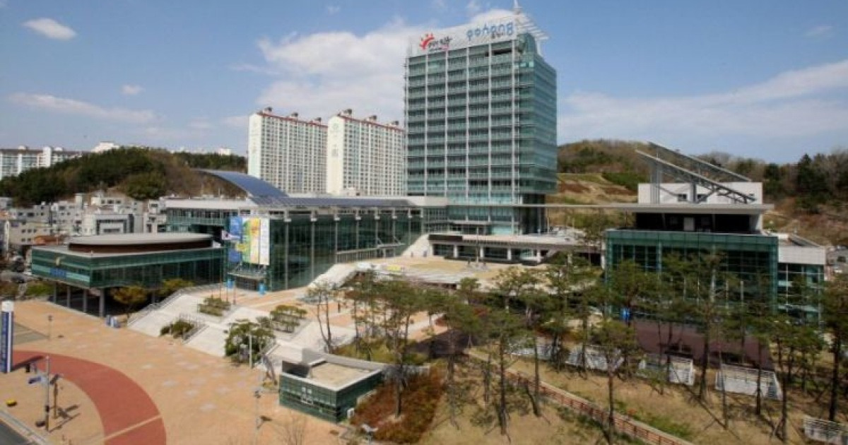 포항, '바이오·AI' 두 날개 달고 글로벌 첨단산업 거점 도약