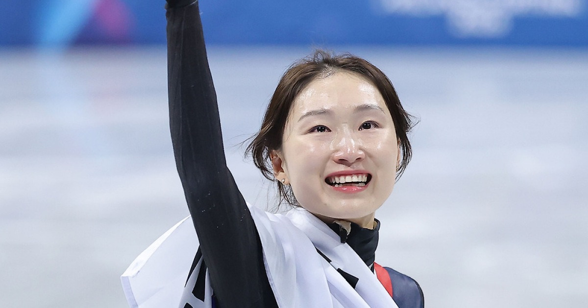 ‘올림픽 은퇴’ 최민정, 2027년 국가대표도 은퇴···1차 대표선발전 1위 후 전격 발표