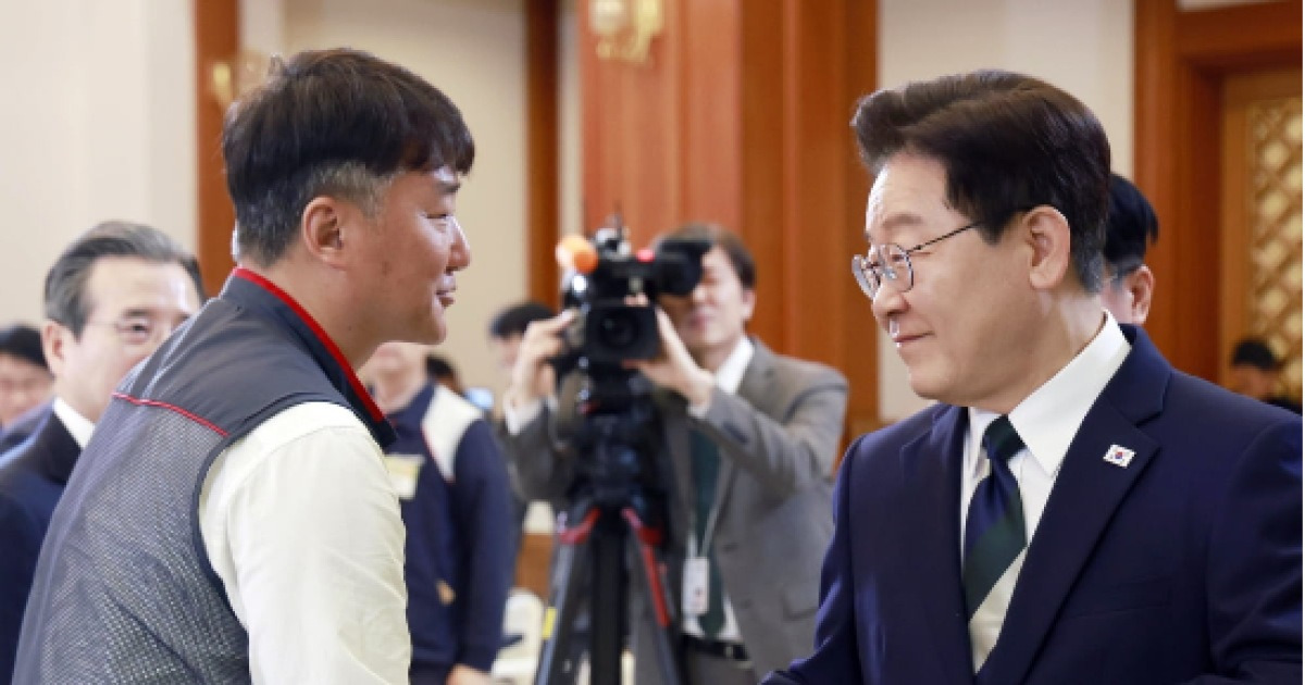 ‘피지컬 AI’ 우려된다는 민주노총에…李 “두려워 말라”