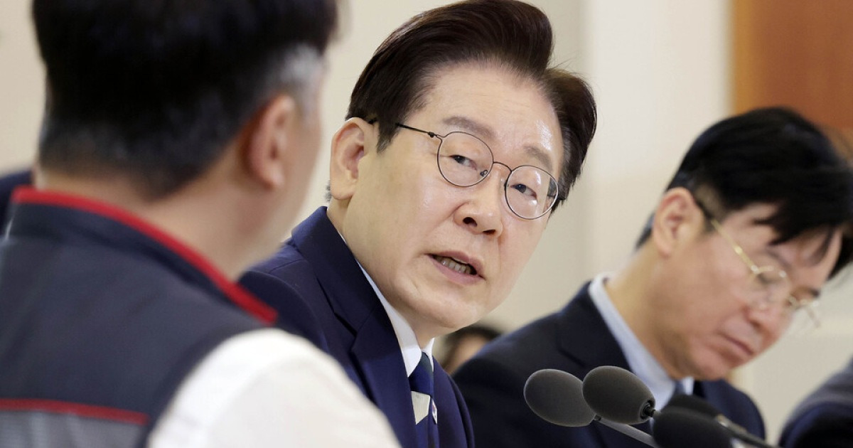 李대통령 “피지컬AI, 공포 가질 필요 없다…도입 피할 수 없어”