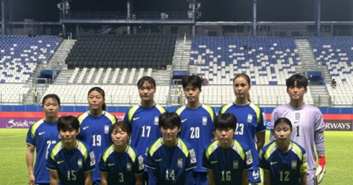 슈팅수 0 대 32, 스코어는 0 대 5…북한에 박살난 U-20 女 축구