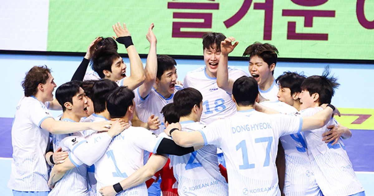 '트레블 도전' 대한항공 vs '사상 첫 리버스스윕' 현대캐피탈, 남자배구 왕좌 주인공은