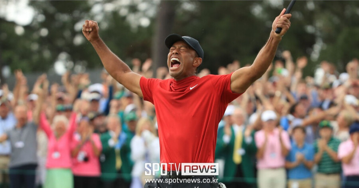 우즈, 역대 가장 부유한 운동선수 2위…"추정치 4조원대"