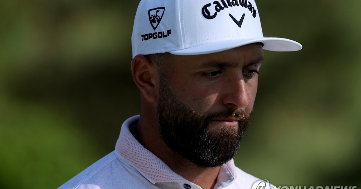 LIV 골프 '투 톱' 디섐보·람, 마스터스 첫날 동반 부진