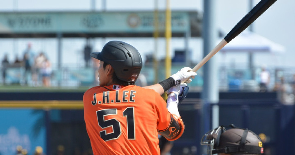 '터졌다' 이정후, '2루타+첫 홈런' 장타 '쇼쇼쇼'…볼티모어 제물로 '슬럼프탈출'