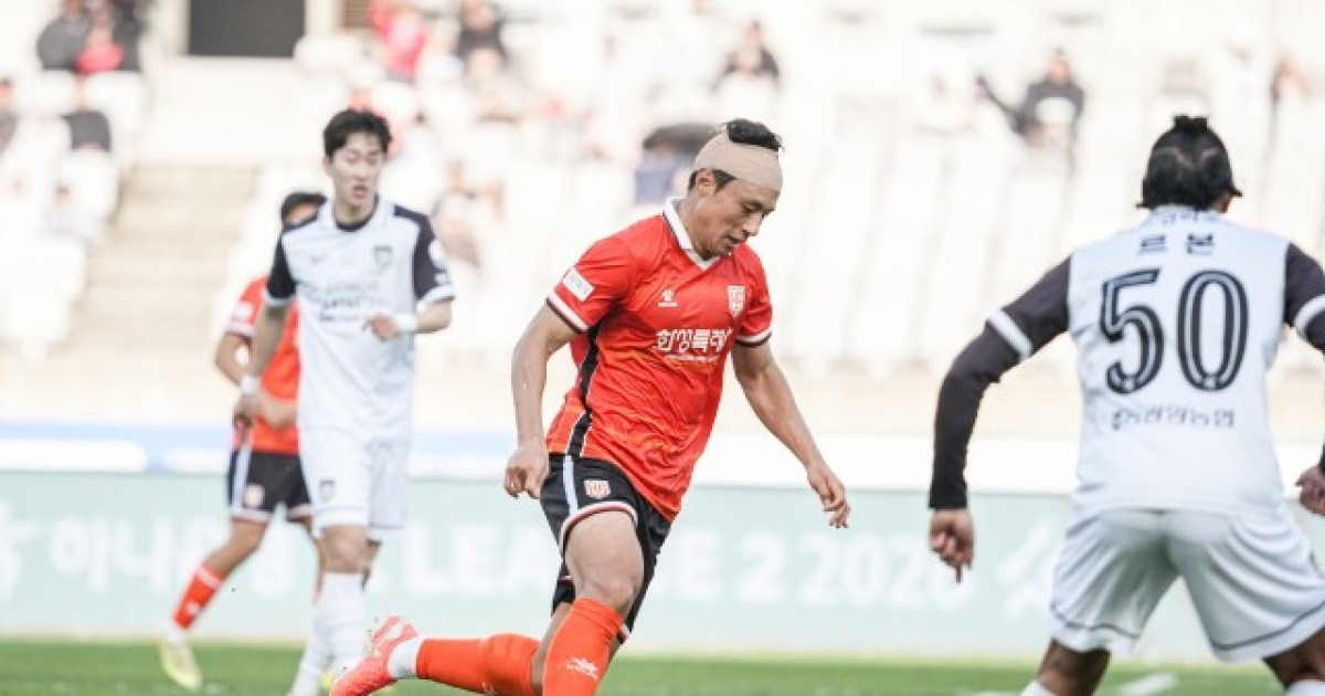 [BE.현장] "200% 해주고, 장렬하게 전사했다"… 차두리 감독, 승리 이끈 '베테랑' 최명희에게 고마움 표시