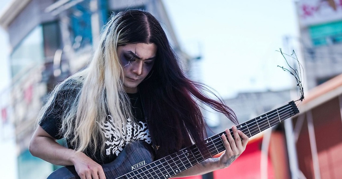 AI는 통과, 20년차 연출가는 탈락…혼란 키우는 '예술인 증명'