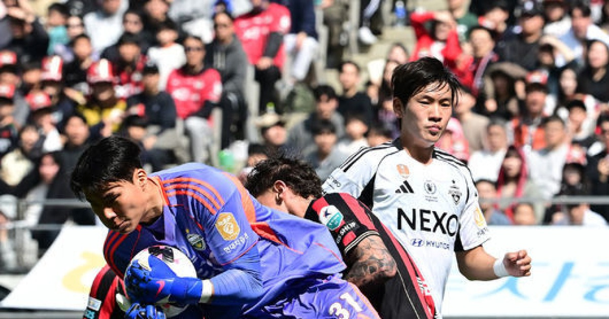 '녹색 수호신' 송범근의 프로 첫 서울전 패배...전북도 울었다 [서울톡톡]