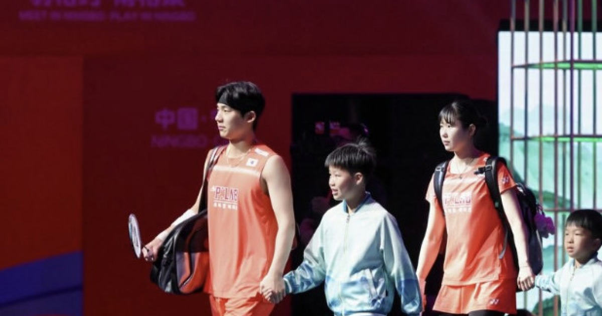 [오피셜] '세계 147위' 한국 배드민턴, 金메달 기적 터졌다…김재현-장하정, 아시아선수권 혼복 우승 확정→결승 상대 기권+초대형 이변 완성