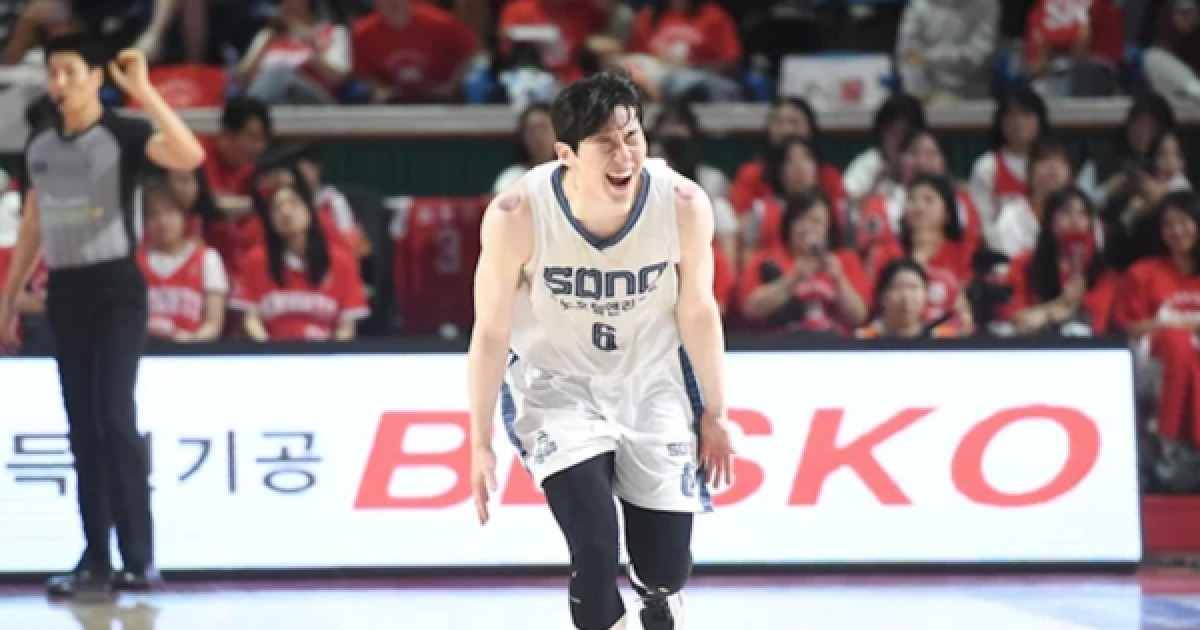 농구의 신이 노했다! '져주기 게임 논란' SK, '원하던 상대' 소노에 29점차 대패...PO 폭망각 잡혔다