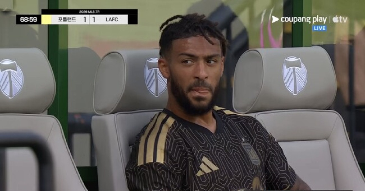 ‘흥민이 형 없으니 이렇게 힘들 줄은…’ 어떻게든 1도움 만든 부앙가, 조기 교체된 후 ‘씁쓸한 멍때리기’