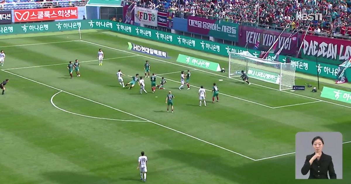 ‘조스카스’ 소환한 환상(?) 자책골…2연승 강원, 4위 도약