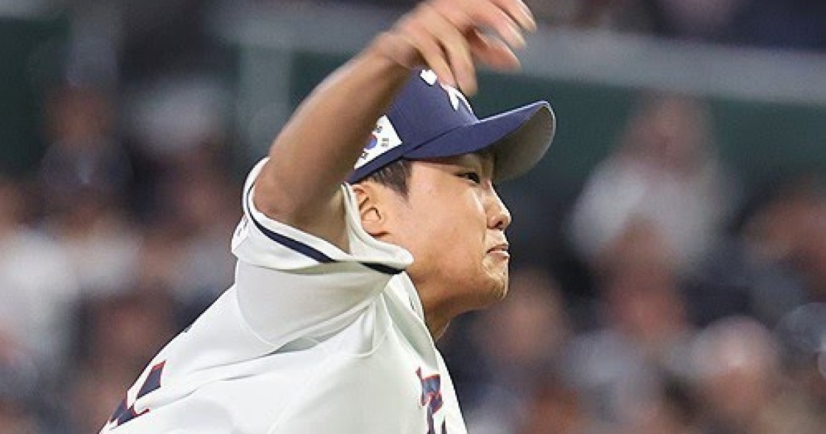 한화의 정우주 '땜질식 기용' 처음부터 틀렸다! 2군서 선발 수업 했어야...지금은 이리지도 저러지도 못해