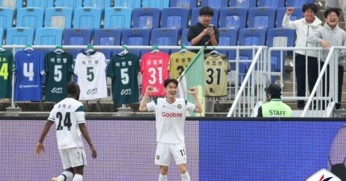 침묵에 빠진 '빅버드'...'이시헌 결승골' 김포 수원에 시즌 첫 패 선사! 1-0 '신승' [MD현장]