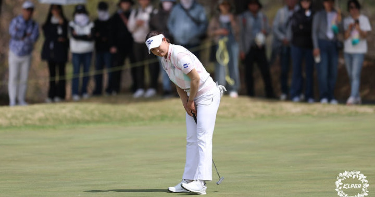 '루키' 김민솔, KLPGA iM금융오픈 와이어투와이어 우승…통산 3승