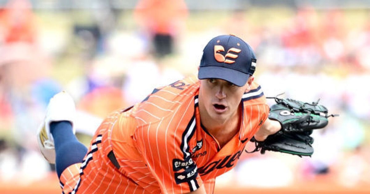 '화이트 부상→한화 합류' 트리플A 다승왕, KBO 데뷔전 어땠나…3이닝 KKK 3실점 '야속한 동료들' [오!쎈 대전]