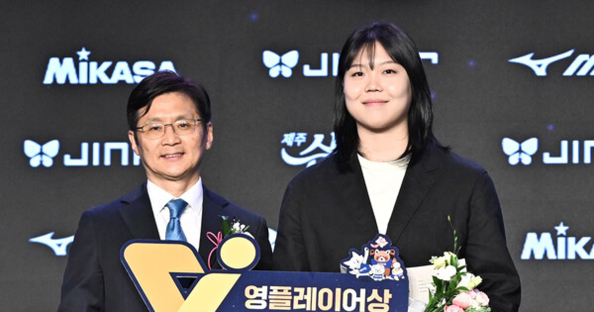 감독 경질로 우승 놓친 도로공사, 사상 첫 3년 연속 신인선수상 배출로 위안