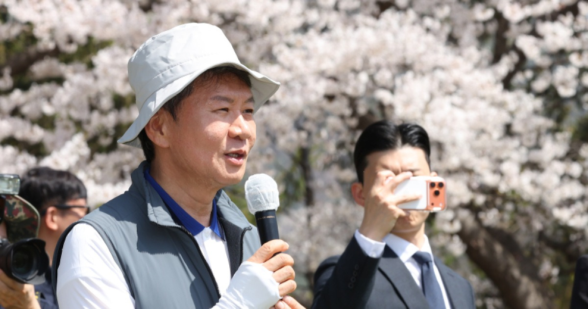 월드컵 앞둔 정몽규 회장의 바람 “A매치 2연패? 낙관적인 기대 해본다” [IS 용인]