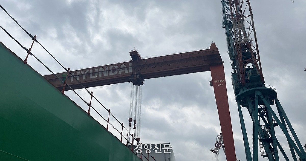 “로봇이 ‘오케이’ 찍는 공장”…AI는 ‘약한고리’ 하청노동자부터 흔든다[딸깍, 노동 ①]