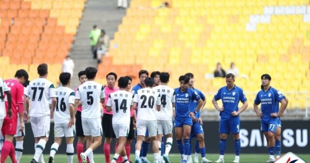 충북 청주부터 김포까지...수원 '맞춤 전술'에 일격, '밀집 수비' 공략할 이정효 감독의 해법은? [MD현장]