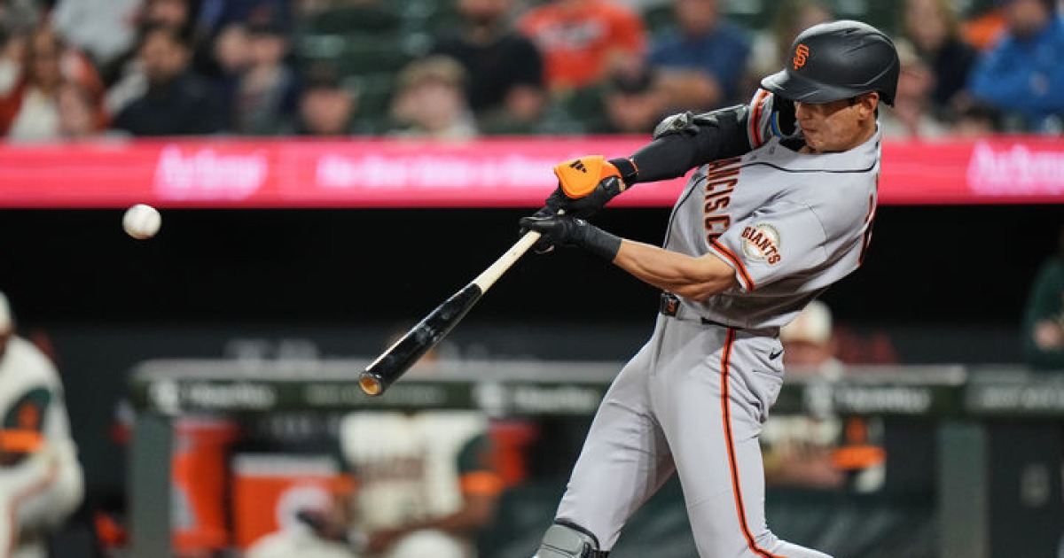 '중견수 출전' 이정후, 3경기 만에 무안타 침묵…타율 0.185