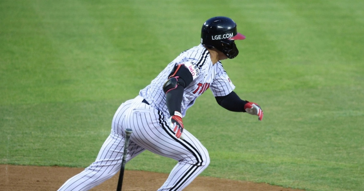 "요즘은 질 것 같지 않다" 박해민 이유 있는 자신감, LG 연승 비결 '단톡방' 아닌 '9푼 타자' 오지환 전력질주에서 찾았다