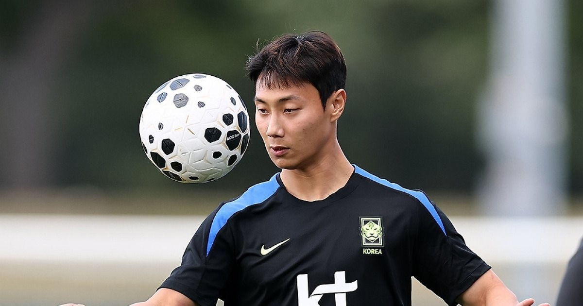 백승호 시즌 1호 도움…버밍엄, 갈 길 바쁜 렉섬에 2-0 승리