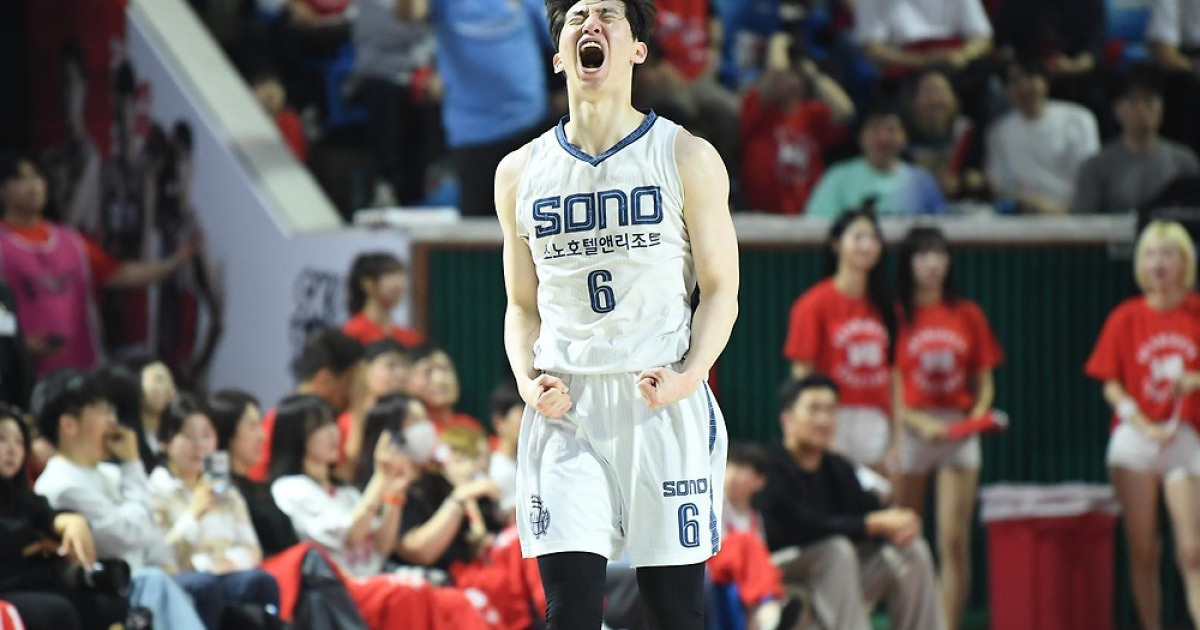 ‘3쿼터 30점 폭발’ 소노, SK 꺾고 6강 PO 2연승… 4강 진출 확률 100% 잡았다